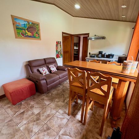 Апартаменты Cabina Monteverde Soan De Montana Экстерьер фото
