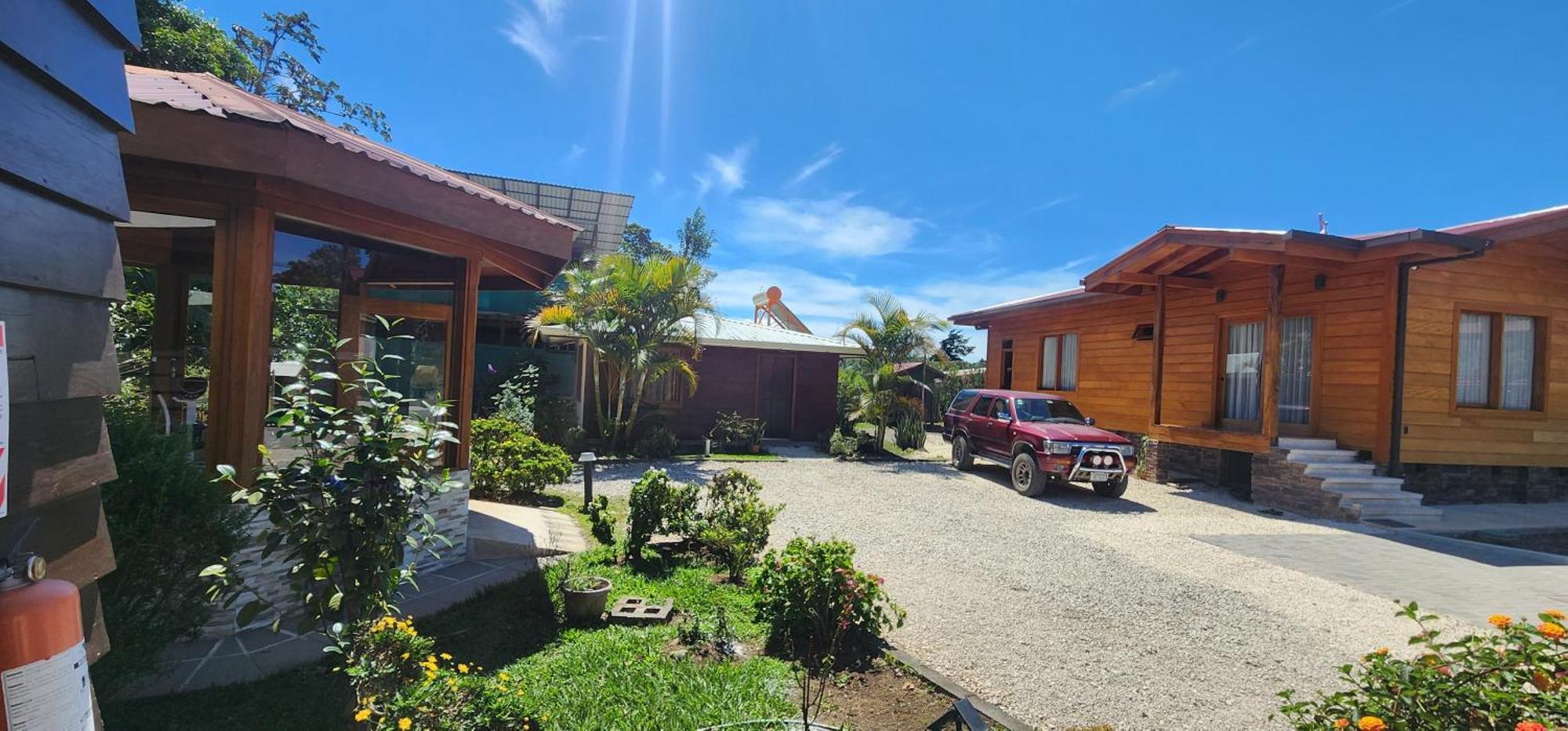 Апартаменты Cabina Monteverde Soan De Montana Номер фото